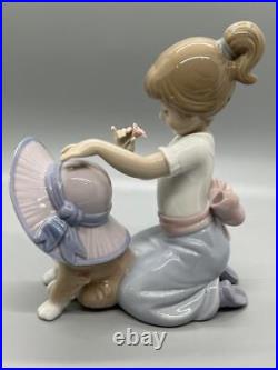Lladro Figurine An Elegant Touch #6862 Girl in Hat with Dog and Flowers GREAT
