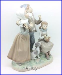 Lladro Figurine Children Dog Singing 1239 Christmas Carol 24cm 9.5 Lladró