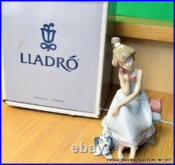 Lladro Figurine Chit Chat Girl On Phone With Dalmatian Dog 05466