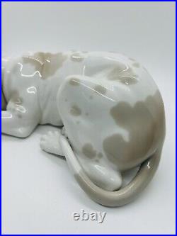 Lladro Figurine Dog Blood Hound #1067 Porcelain Retired Mint Spain Dog Lover