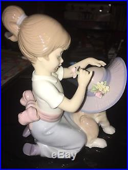 Lladro Figurine Elegant Touch Girl With Dog #6862 Mint With Box