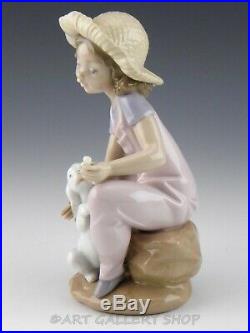 Lladro Figurine FRIENDS FOREVER GIRL WITH PUPPY DOG #6680 Retired Mint Box