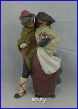Lladro Figurine Gres Facing the Wind Boy, Girl & Dog Model No. 1279