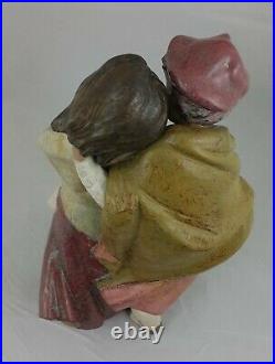 Lladro Figurine Gres Facing the Wind Boy, Girl & Dog Model No. 1279