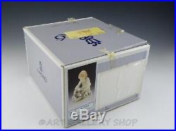Lladro Figurine JOY IN A BASKET GIRL WITH PUPPIES DOGS #5595 Retired Mint Box