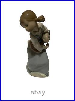 Lladro Figurine Naughty Dog 4982 Year Manufactured 1978-1979