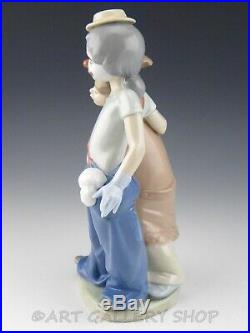 Lladro Figurine PALS FOREVER CLOWN GIRL & PUPPIES DOGS #7686 Retired Mint