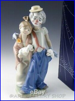 Lladro Figurine PALS FOREVER CLOWN GIRL & PUPPIES DOGS #7686 Retired Mint Box