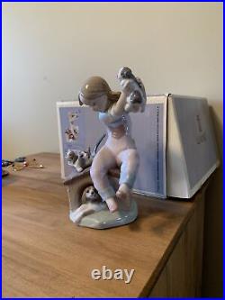 Lladro Figurine PICK OF THE LITTER GIRL DOG PUPPIES #7621 RETIRED, SIGNED & DATED