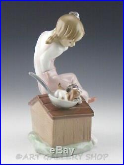 Lladro Figurine PICK OF THE LITTER GIRL DOG PUPPIES #7621 Retired Mint Box