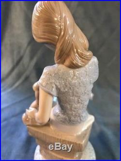 Lladro Figurine PICTURE PERFECT LADY GIRL WITH PARASOL DOG 7612 Retired Mint BOX