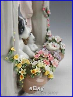 Lladro Figurine PLEASE COME HOME DOGS WINDOW FLOWERS #6502 Retired Mint Box