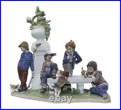 Lladro Figurine, Puppy Dog Tails, (5539) 15 MIB