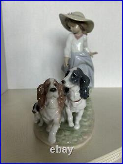 Lladro Figurine Puppy Parade! #6784 Privilege Series Excellent