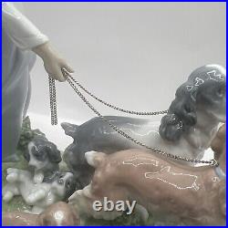 Lladro Figurine Puppy Parade #6784 Privilege Series Mint Condition