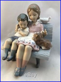 Lladro Figurine SURROUNDED BY LOVE CHILDREN With DOG BENCH #6446 Retired Mint