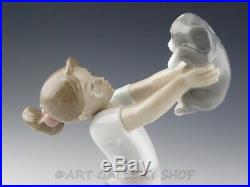 Lladro Figurine THE BEST OF FRIENDS GIRL WITH PUPPY DOG #8032 Retired Mint Box
