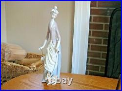 Lladro Figurine Tall 14 Woman With Dog & Pearl Handled Umbrella/Parasol #4761