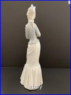 Lladro Figurine Walk With The Dog Retired #4893