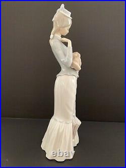 Lladro Figurine Walk With The Dog Retired #4893