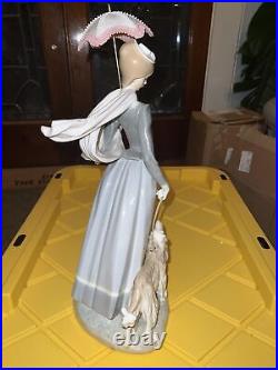 Lladro Figurine Woman, Shaw & Dog # 4914 Retired 17 Original