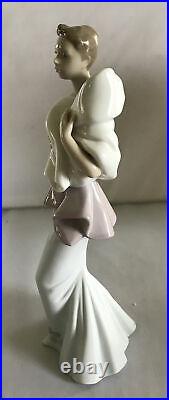 Lladro Fine Porcelain Figurine A NIGHT OUT #6594 Joan Coderch 1999 Retired