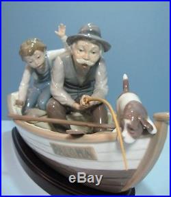 Lladro Fishing with Gramps #5215 Grandpa, Boy, Boat withDog Wood Base & Original Box
