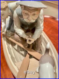 Lladro Fishing with Gramps #5215 with Wood Base Grandpa Boy Dog Retired