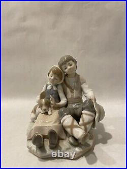 Lladro Friendship 1230 Glossy Boy Girl With Dog Retired Porcelain Mint No Box