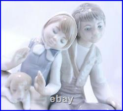 Lladro Friendship Girl and Boy with Dog #1230