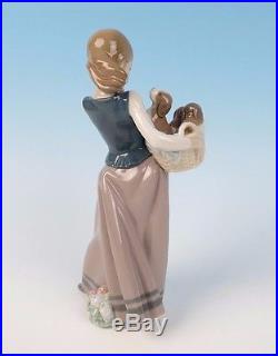Lladro GIRL WITH PUPPIES Figurine #1311 MINT Girl Dogs Basket Glazed Retired