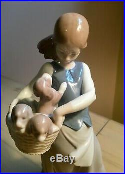 Lladro GIRL WITH PUPPIES Figurine #1311G Girl Dogs Basket Glazed Retired