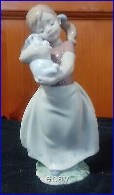 Lladro Girl My Sweet Little Puppy #8531 NEW In Box NIB Girl In Dress Cute Dog