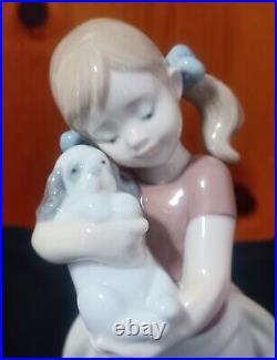 Lladro Girl My Sweet Little Puppy #8531 NEW In Box NIB Girl In Dress Cute Dog