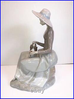 Lladro Girl With Dog Retired 1981 12.5 Tall Porcelain Figurine # 4806 Mint