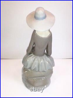 Lladro Girl With Dog Retired 1981 12.5 Tall Porcelain Figurine # 4806 Mint