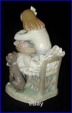 Lladro Girl With Flowers & Dog Porcelain Figurine # 1088 Retired 1989