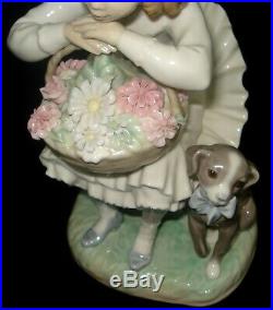 Lladro Girl With Flowers & Dog Porcelain Figurine # 1088 Retired 1989