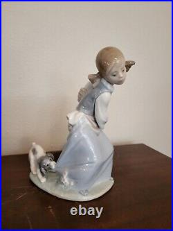 Lladro, Girl With Naughty Dog