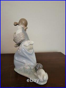 Lladro, Girl With Naughty Dog