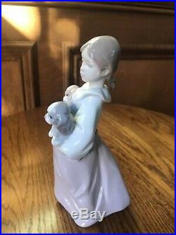 Lladro Girl With Puppy Dogs Arms Full Of Love #6419 Mint