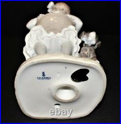 Lladro Girl with Dog Flower Basket Porcelain Figurine #1088, Gloss Finish