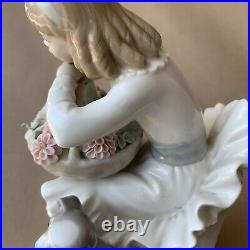 Lladro Girl with Dog Flower Basket Porcelain Figurine No. 1088, Gloss Finish