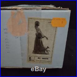 Lladro Girl with Goose & Dog #4866 Figurine Mint in Original Box