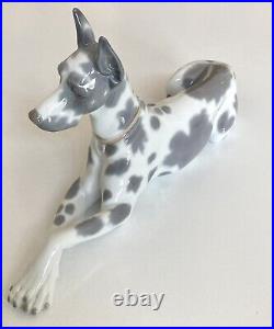 Lladro Great Dane Dog 1068 Vintage figurine retired Excellent condition No box
