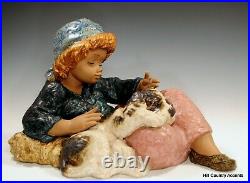 Lladro Gres What A Day # 12207 Little Girl With Dog On Lap $650v Mint