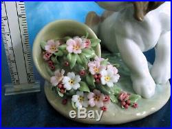 Lladro It Wasn't Me 7672 Dog With Flower Pot 1998 Club New In Box Vintage