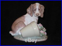 Lladro It Wasn't Me- Dog With Flowers- #7672- with Box