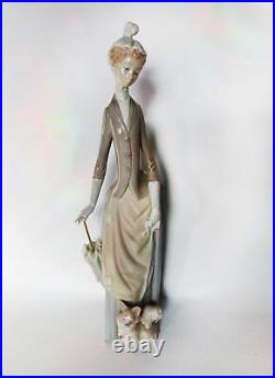 Lladro Lady with Dog & Umbrella (#4761 Retired!) Figurine 14