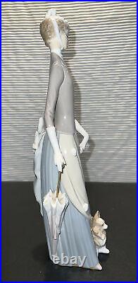 Lladro Lady with Dog & Umbrella #761 Retired! With Original Box